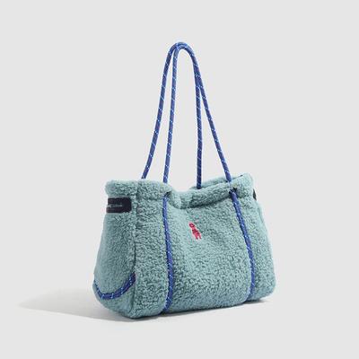2024 New Fluffy Bag Casual Versatile Cute Large Capacity Tote Bag Student Class Handheld Plush Shoulder Bag