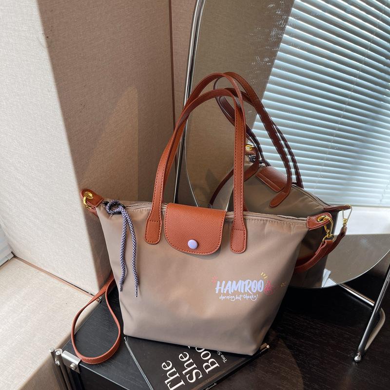 Leichte Stofftasche mit großem Fassungsvermögen, vielseitige neue lässige Schulter-Unterarmtasche für Damen, hochwertige Tragetasche