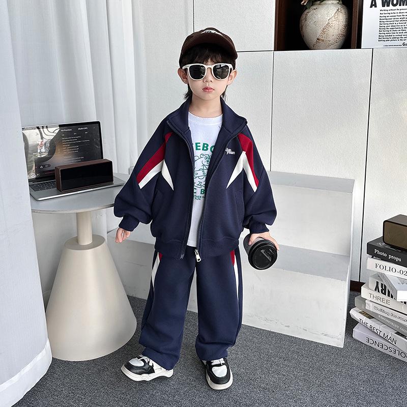 

Новый стиль осени 2025 года, спортивный костюм-двойка для мальчиков, для детей малого и среднего возраста 100 cm темно-синий