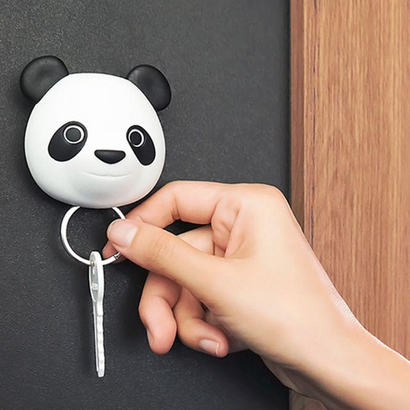 

Qualy Design Panda Keychain white