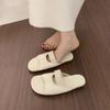 Niche Design Sense Retro Round Head Open-toed Slippers Women Are Not Tired Feet Casual Flat Beach Sandals