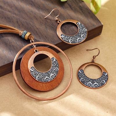 Exquisite Ethnic Carved Round Pendant Earrings Necklaces for Women Vintage Classic Simple Leather Chain Necklace Female Jewelry