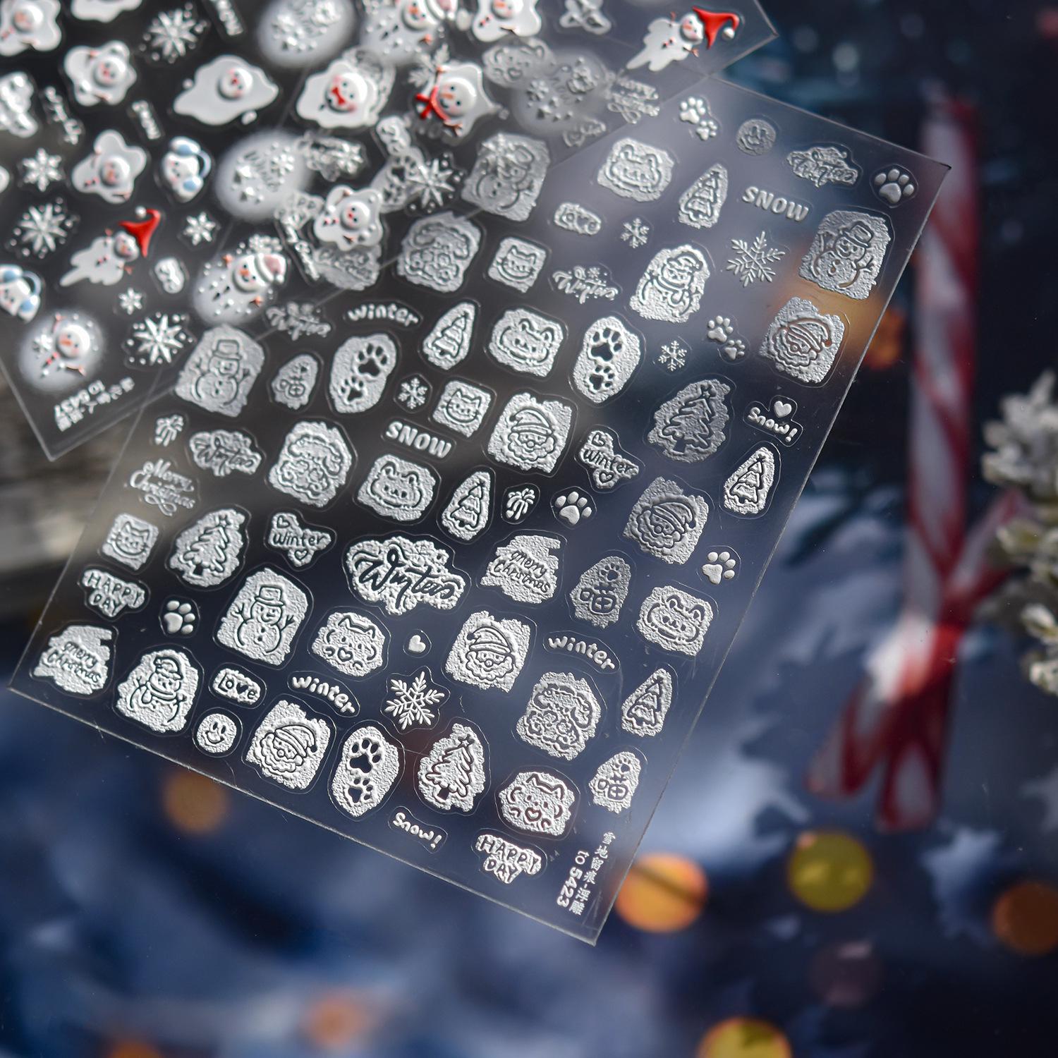 

Наклейки для нігтів з тисненням Tomoni: Сучасний мінімалістичний дизайн танучого сніговика