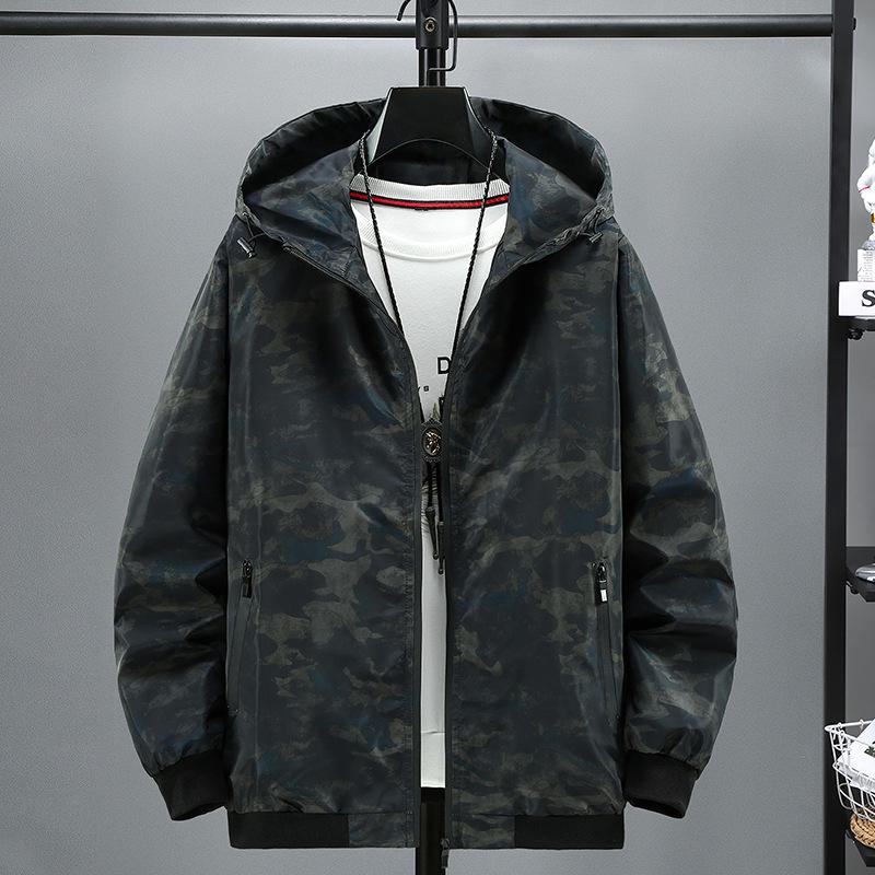 Herren Camouflage Kapuzen-Windbreaker im koreanischen Stil, Lockerer Schnitt, Große Größen, Frühjahrsmode.