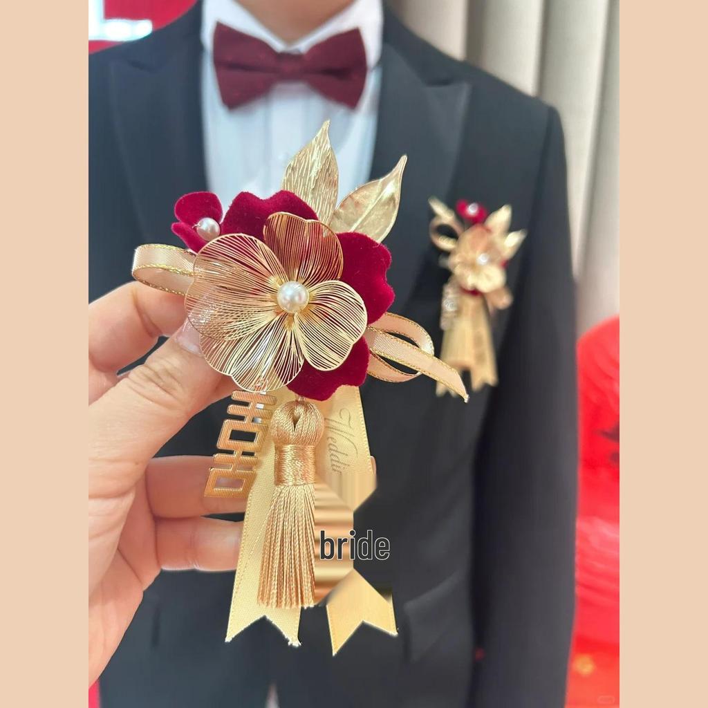 Komplettes Hochzeits-Ansteckblumen-Set für Braut, Bräutigam & Familie - Florale Accessoires vor der Hochzeit