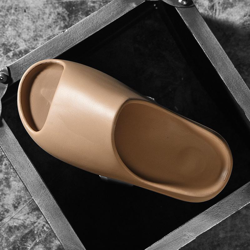 Modne unisex grube podeszwy projektant Kanye kobiety 2024 lato moda kobieta biegacz ogród męskie slajdy casualowe kapcie plażowe sandały buty