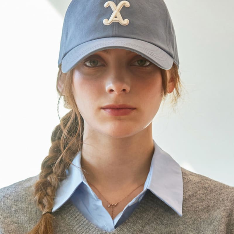 

VARZAR VA Curved 3D Logo Ball Cap Blue FREE