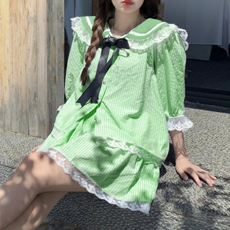 VONDA Two Picecs Dame Marineblå Krage Blondekant Stripete Tekstur T-skjorter og Shorts Sett