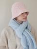 Olinkeompeulliteu Popcorn Knit Bucket Hat (Strawberry Milk)