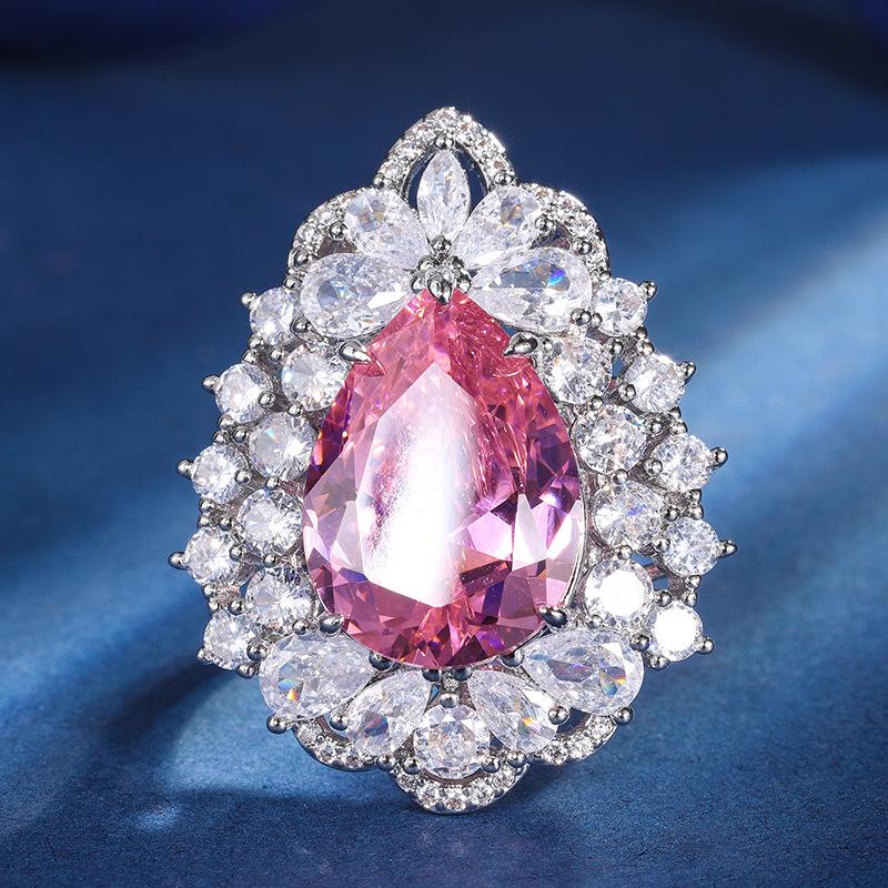 

Ювелирный набор Медное основание Позолоченный Имитация цвета Сокровище Капля воды Легкий Роскошный Темпераментный набор Женский 13 * 18