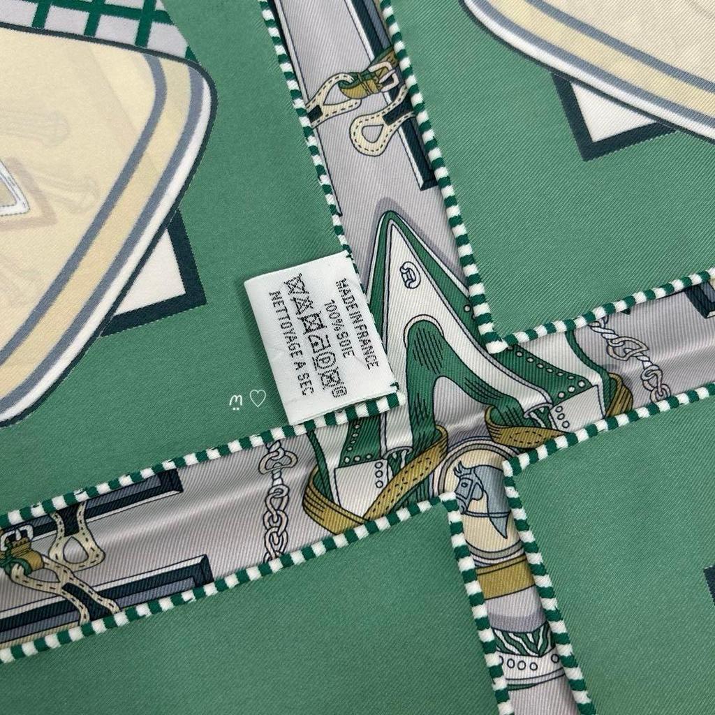 Used HERMES Carre 70 "Bouquet of the Saddler" Silk Scarf 25SS