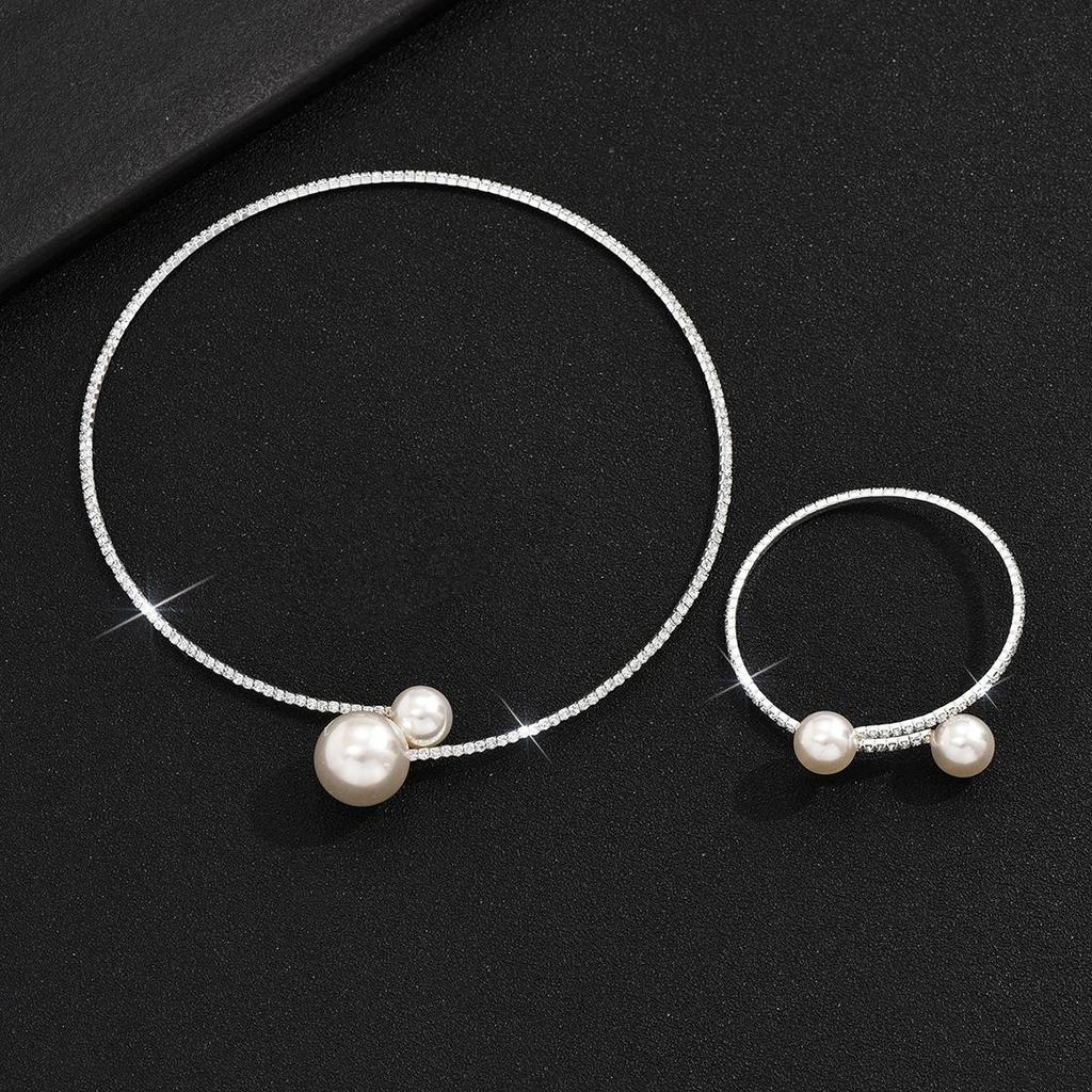 Adjustable Bridal Necklace & Bracelet Set with Imitation Pearls & Diamonds