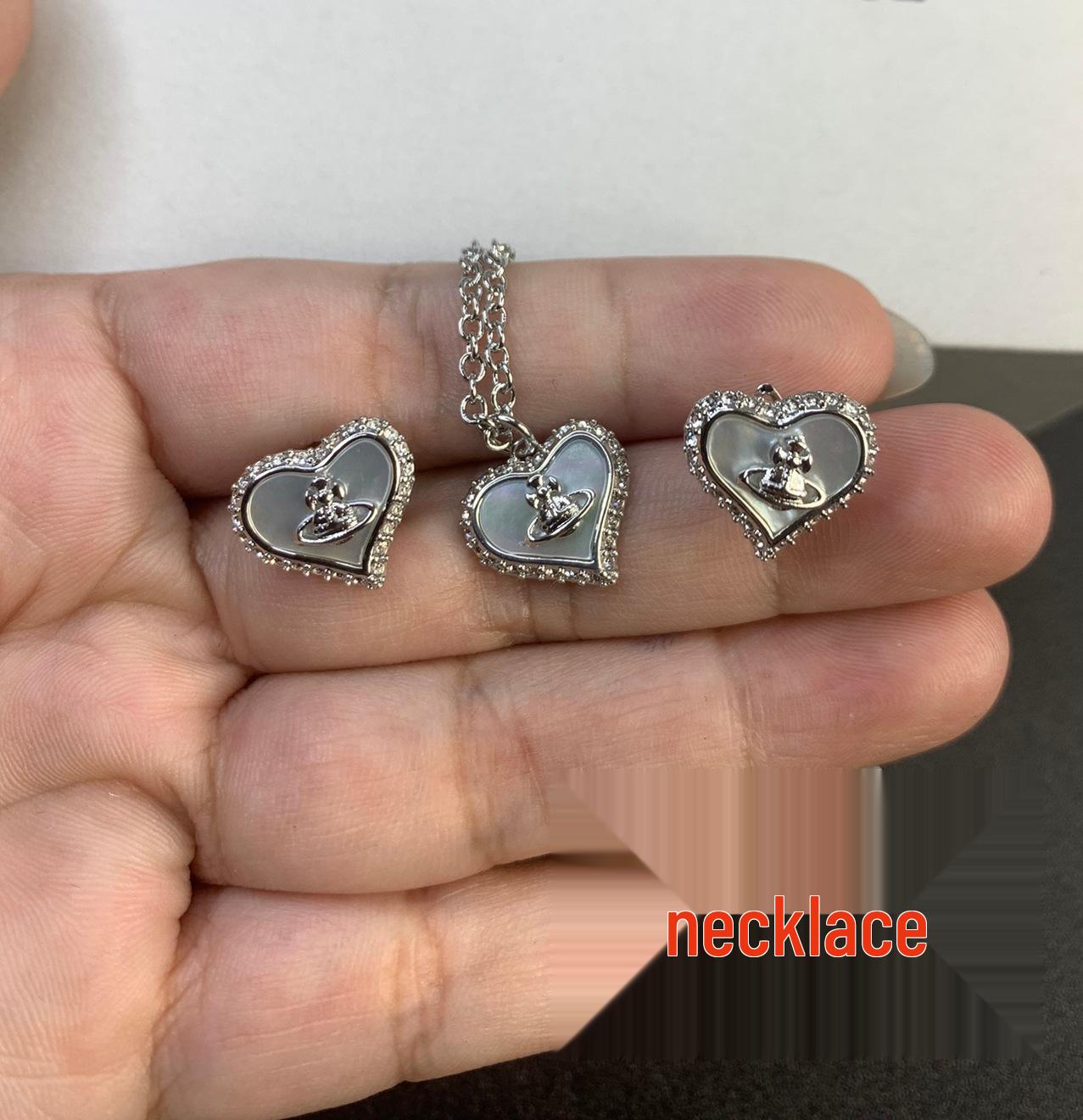 

Высококачественный чокер из перламутра в стиле вдовствующей императрицы Цыси: Невыцветающее женское ожерелье из титановой стали