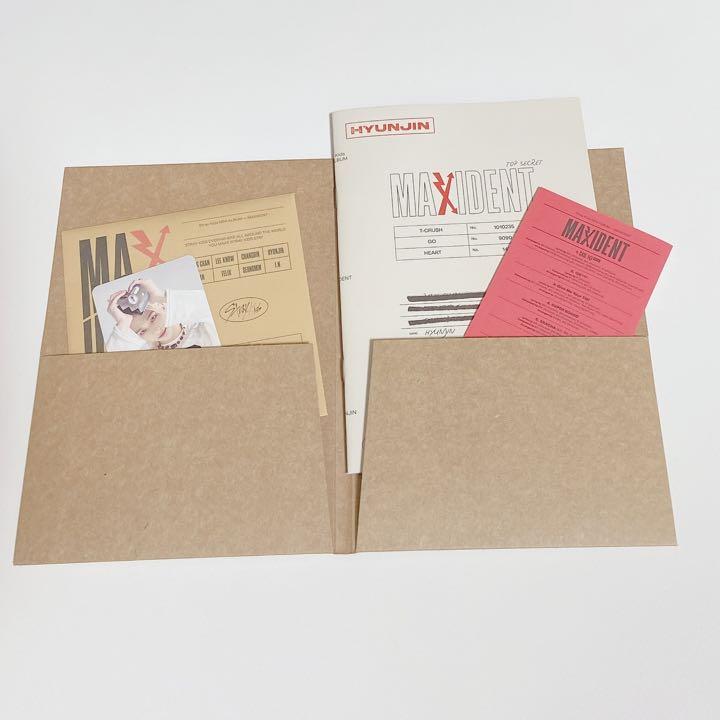 [USED] straykids maxident hyunjin set