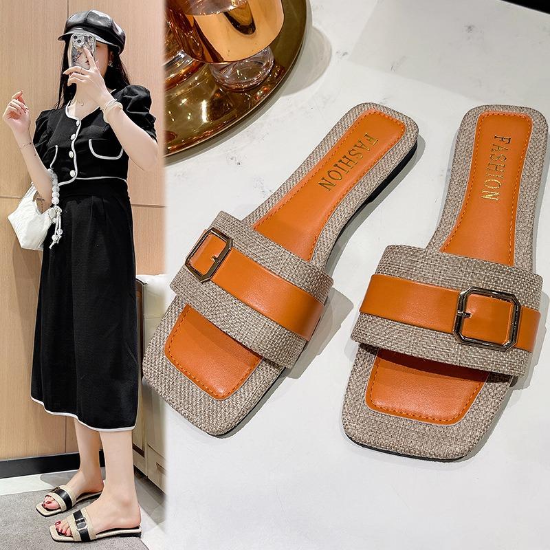 Cool Slippers Women's Summer New Flat-bottomed Large-size One-word Drag Fashion Belt Buckle Open-toed Slippers
