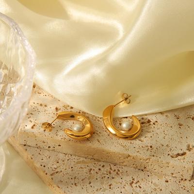 Goldfarbene Edelstahl-Hängeohrringe für Damen mit Perlen-Anhänger, Stecker