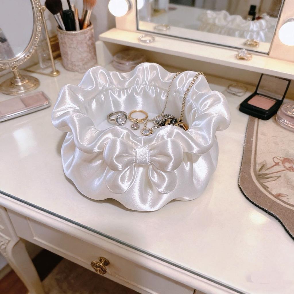 Petal-Shaped Bow Decorative Boxes 3D Printed Satin Finish Desktop Organizers Cute Sweet Desktop Storage for Jewelry & Stationery