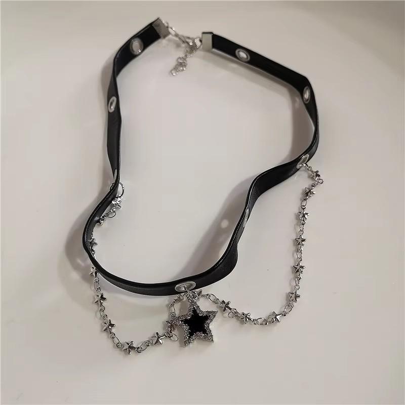 Gothic Black Cross Heart Star Pendant Choker Necklace Women Punk Vintage Aesthetic EMO Grunge Y2K Charm Neck Jewelry Accessories