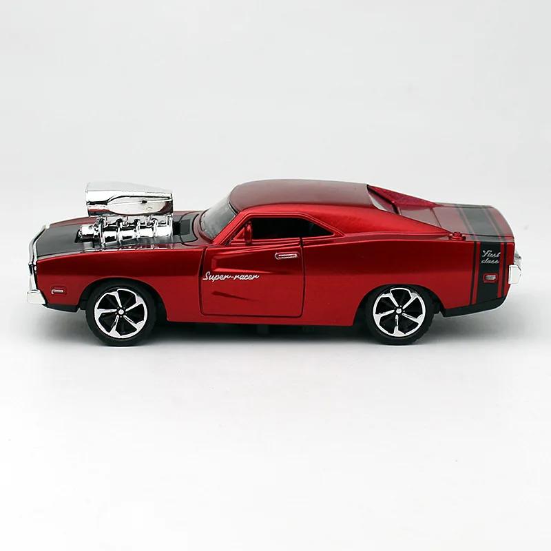 1/36 Dodge Classic Car Alloy Model Car Model Jewelry Metal Return Toy Gift Ornaments
