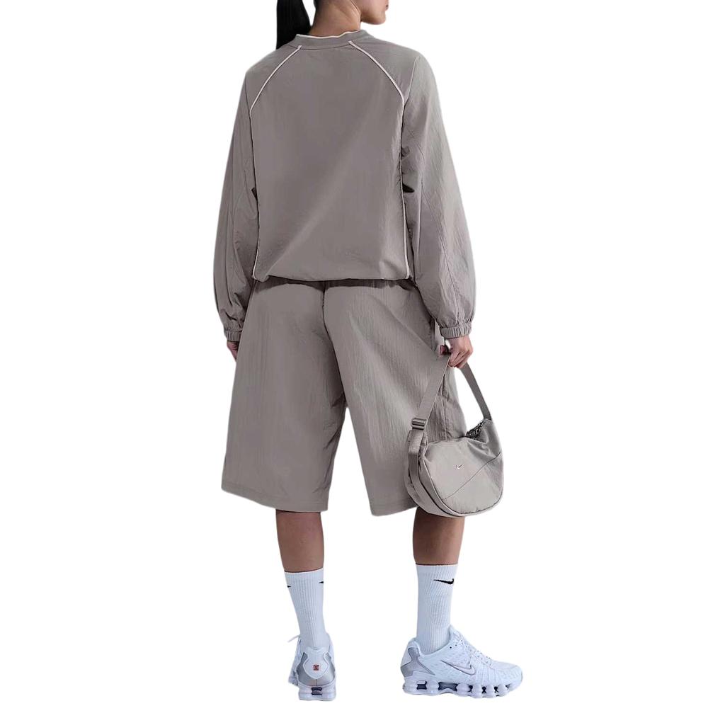 Nike Sportswear Windrunner Soft Skin V-Neck Sweatshirt Women Sweatshirt IM7448-009