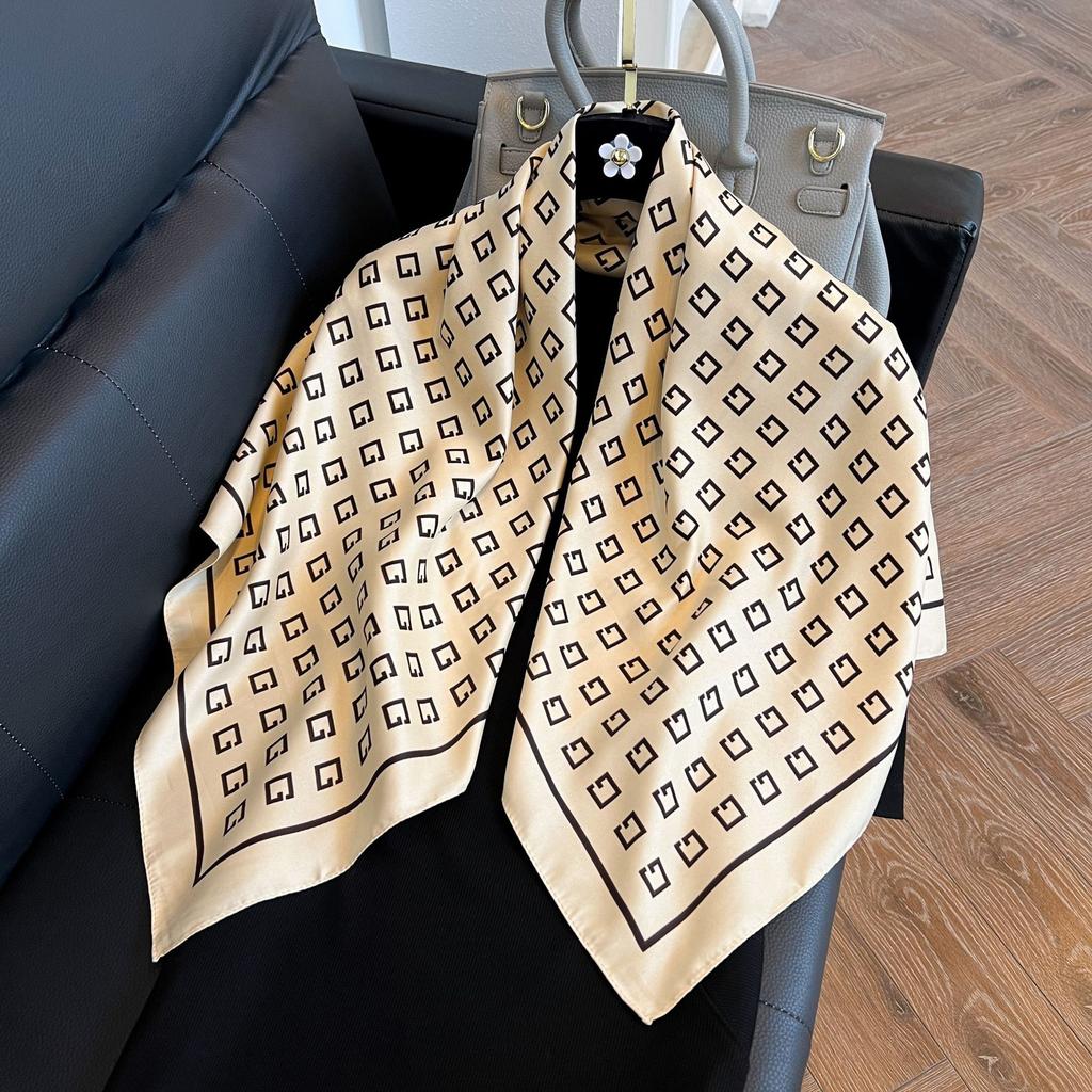 New 91 square scarf silk scarf female alphabet printing four seasons fashion landscape painting retro printing square scarf versatile