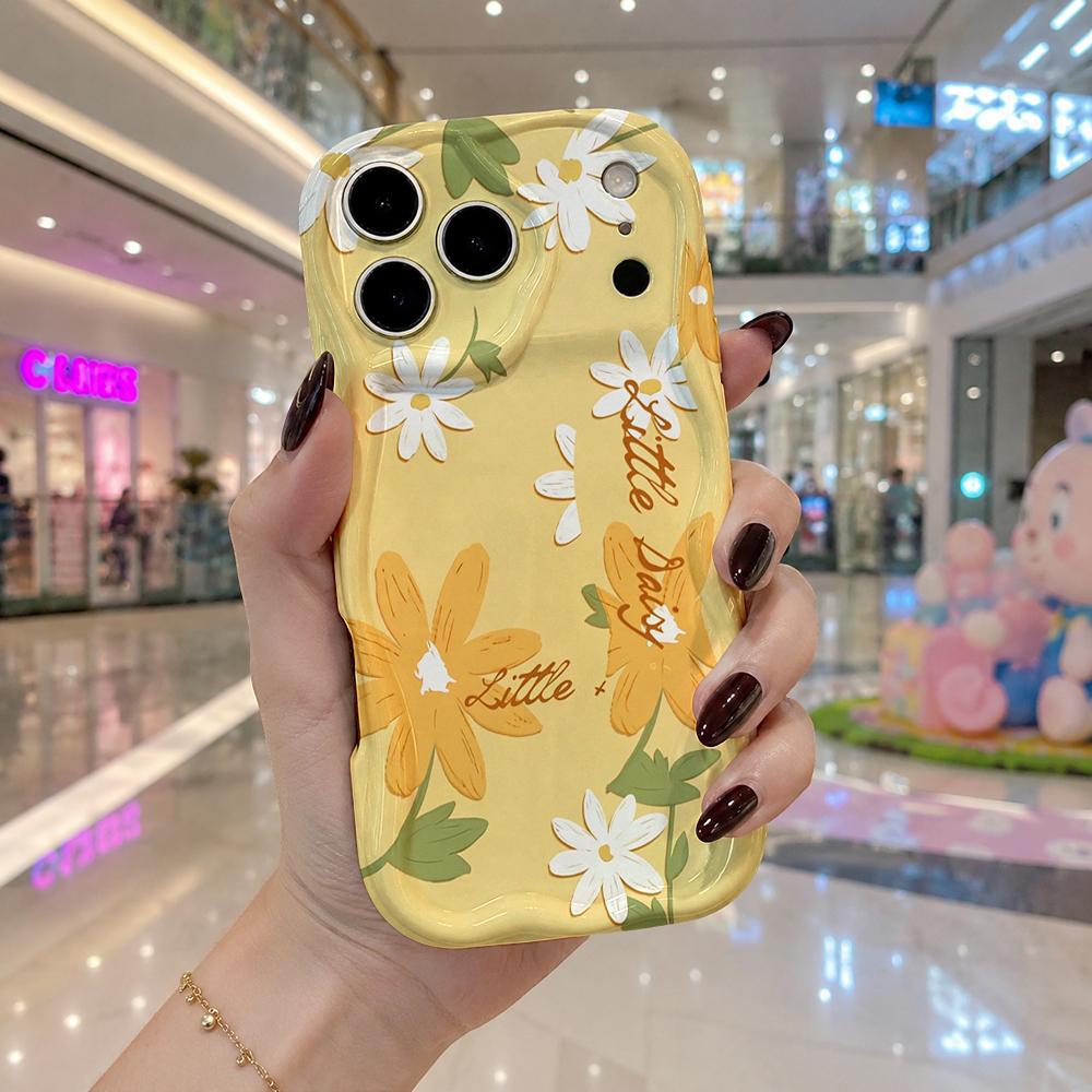 Little Daisy Cream Yellow Phone Case For iPhone 17 16 15 14 13 12 11 Pro Max Plus Wavy Edge Protective Cover