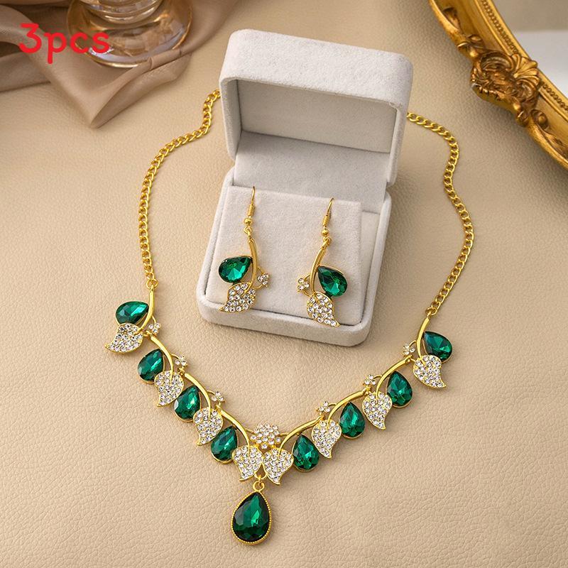 

Vintage Spring Alloy Leaf Necklace And Earrings Jewelry Set For Women