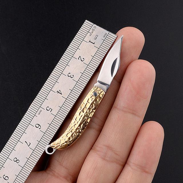 7.2cm Shell Brass Steel Folding Knife Pocket Keychain Portable Resin Steel Knives Survival EDC Tool Cutter Peeler Hunting Gift