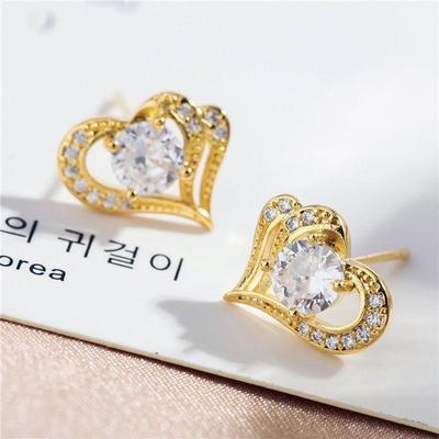 Stylish Heart-Shaped Silver Diamond Earrings S952
