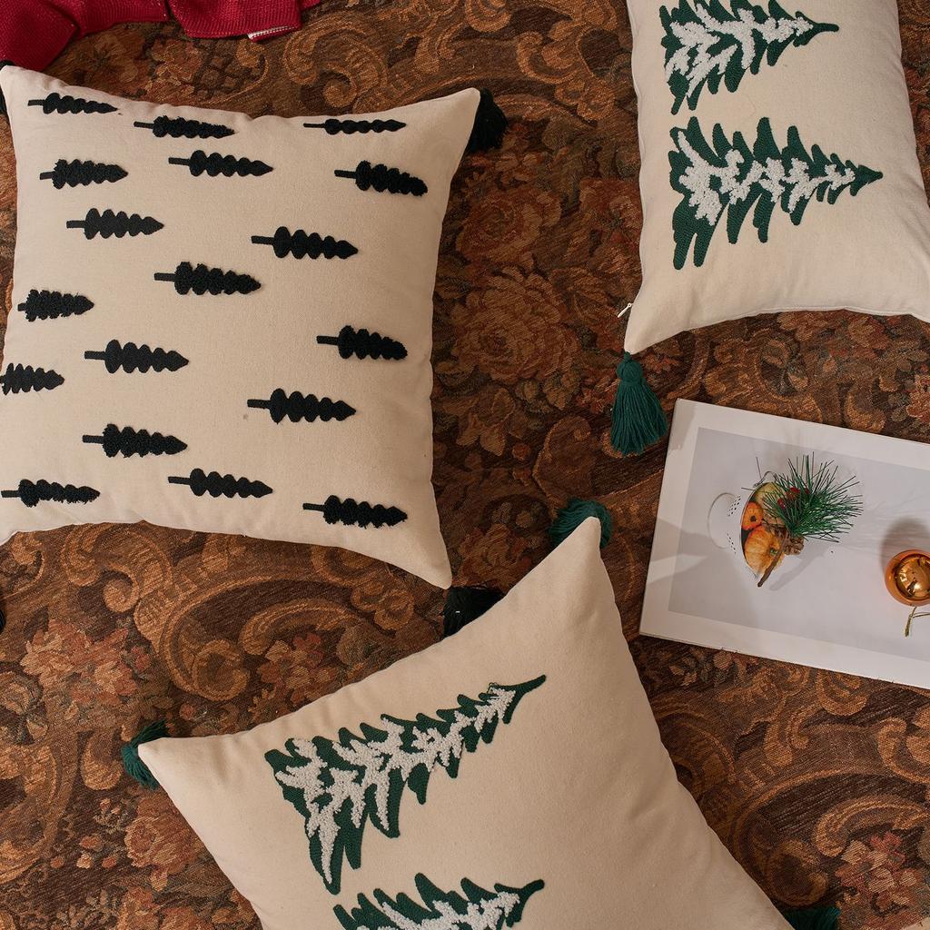 Christmas Tree Pillow Cover 45x45cm Towel Embroidered Holiday Decorative Cushion Case for Couch Sofa Living Room Soft Cozy Xmas Gift