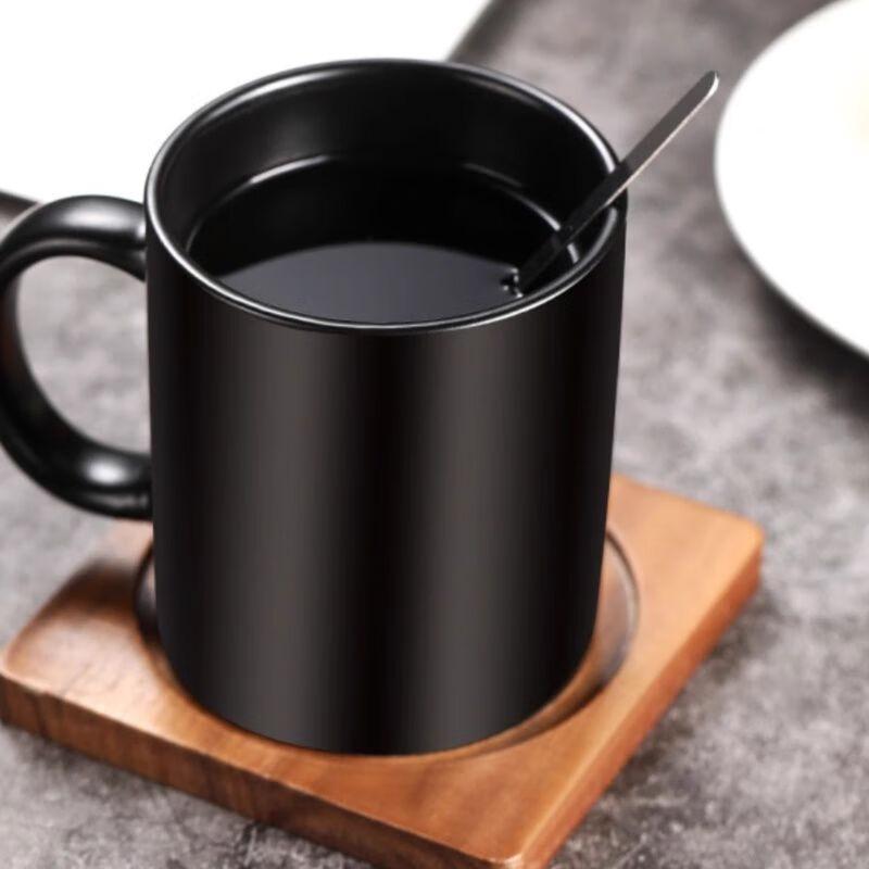 Light Luxury Ceramic Coffee Mug with Spoon