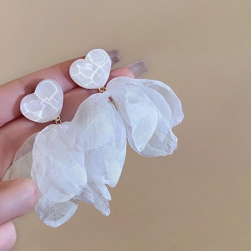 Resort Style Sunflower Earrings - Spring/Summer 2025 Collection for Women