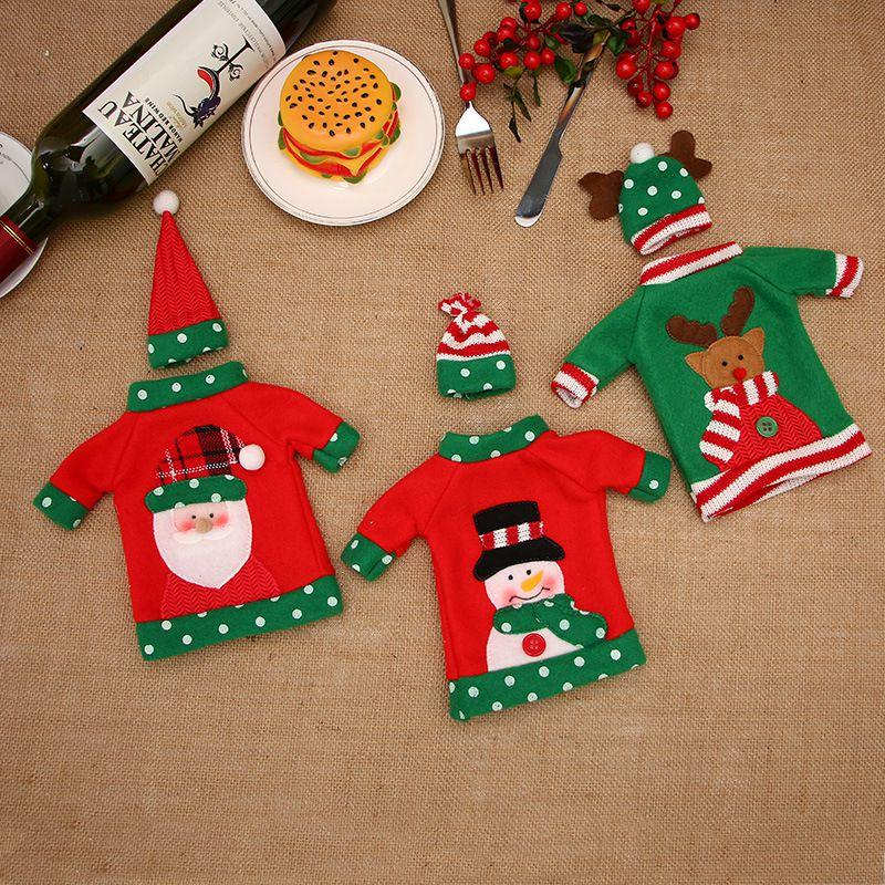 Funda para Botella de Vino de Suéter Navideño con Diseño Festivo Hecho a Mano en Colores Rojo y Verde