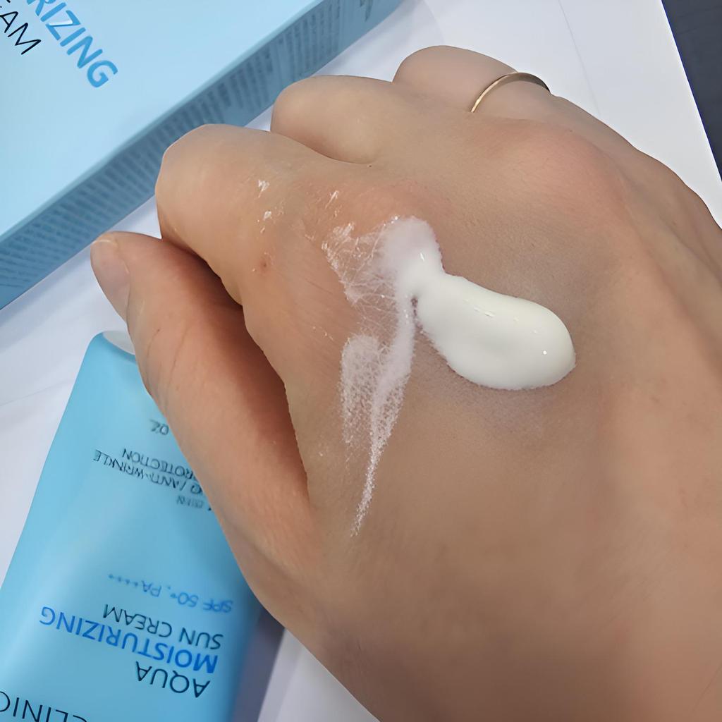 3W Clinic Aqua Moisturizing Sun Cream SPF50+ PA++++ 50ml