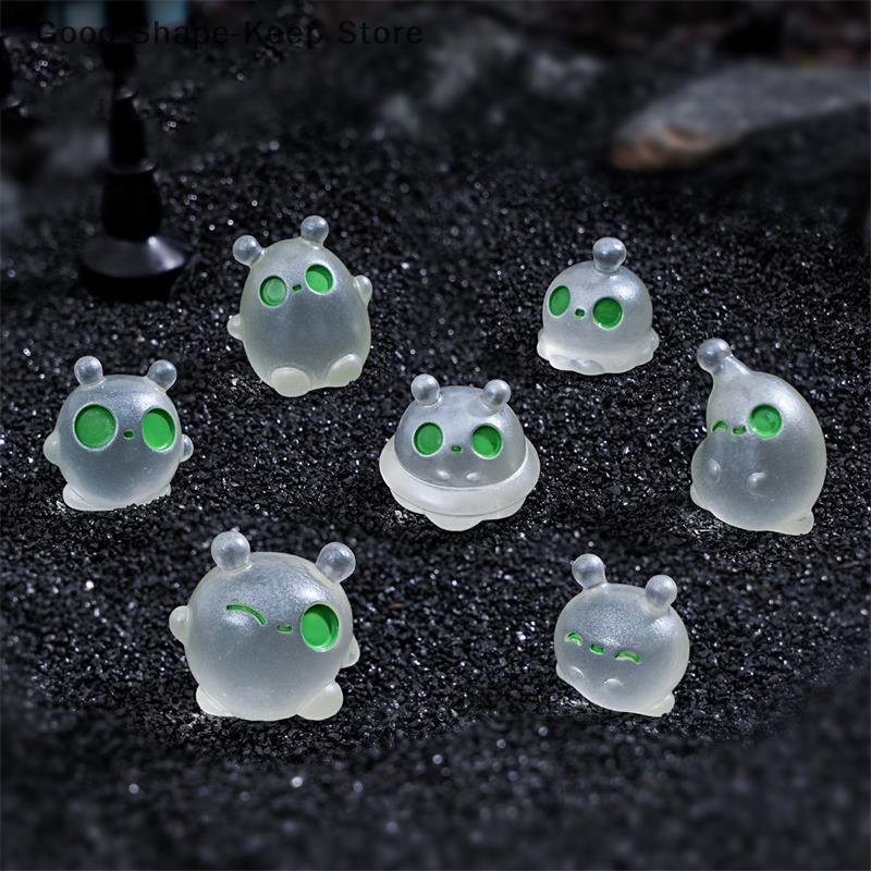5 Pezzi/Sacchetto Bambola Mini Alieno Carina Luminosa Resina Ornamento per Auto Figure Micro Paesaggio Accessori Decorazione per la Casa Giocattolo Luminoso Regalo