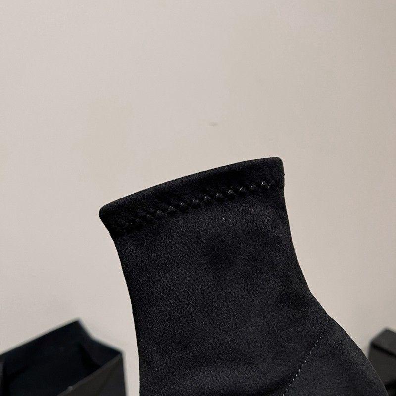 2025 Men's Knitted Stretch Stiletto Boots with Metal Buckle, Slim Fit & Versatile for Autumn/Winter.