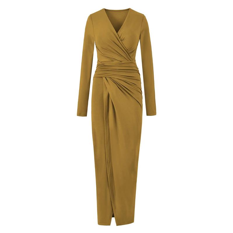 

Elegant Pleated V-Neck Long Dress with Waist-Cinching and Hip-Hugging Slit Design Small