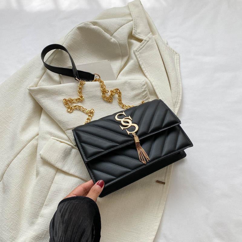 

Trendy Minimalist Shoulder Bag Chic Chain Small Square Bag For Women This Season чёрный