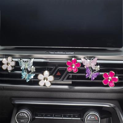 6 pièces Clip Décoration Parfum Sortie d'Air Voiture Fleur Marguerite & Papillon Clip Grille d'Aération Accessoires Voiture Désodorisant Intérieur