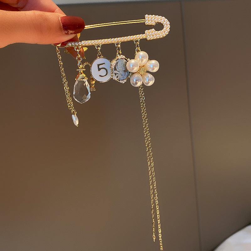 SKEDS Spille Gioiello Raffinate Moda Donna Stile Coreano Spille Creative Vintage Lusso Spille Strass Per Abbigliamento Da Donna