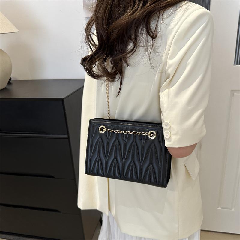 Women S Rhombus Chain Small Square Tote Crossbody Shoulder Commuter Bag