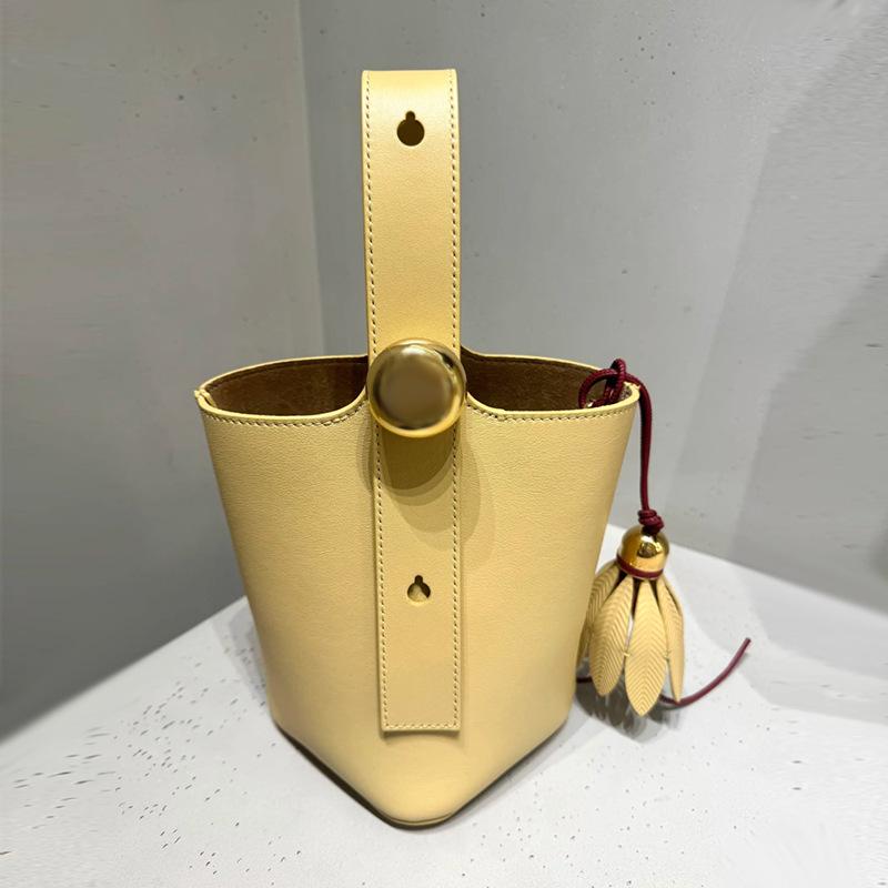 Bag Women's New Bucket Bag Leather Shoulder Crossbody Portable Large Capacity