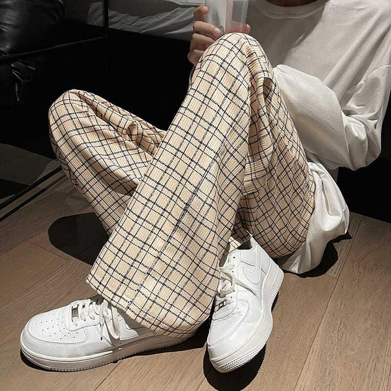 trendy plaid pants