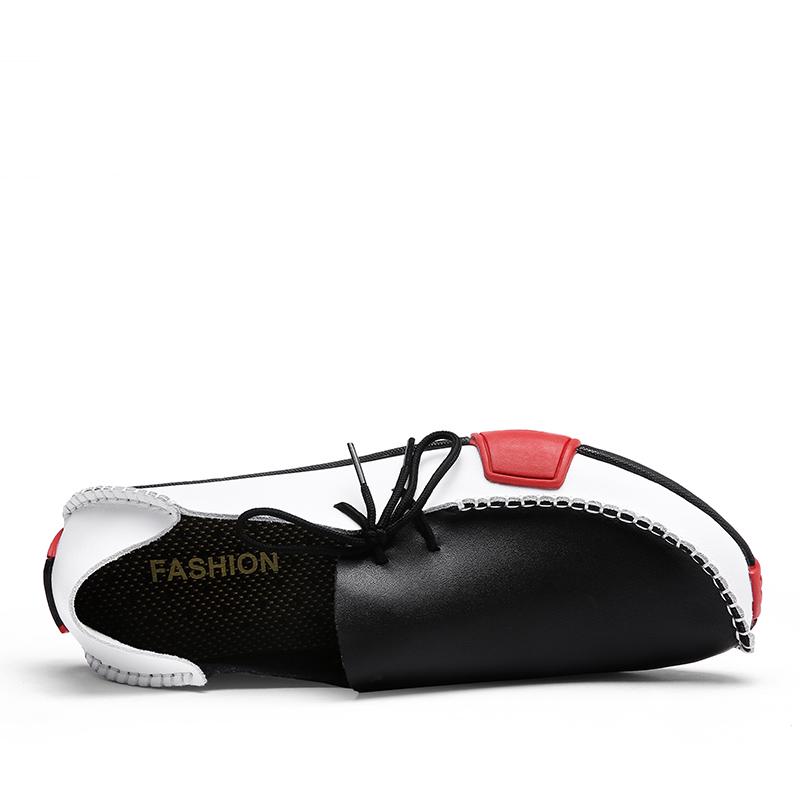 Mockasiner för män Loafer Driving Gommino Comfort Flats Casual Snörning Plus Size Läderskor för män Over Size