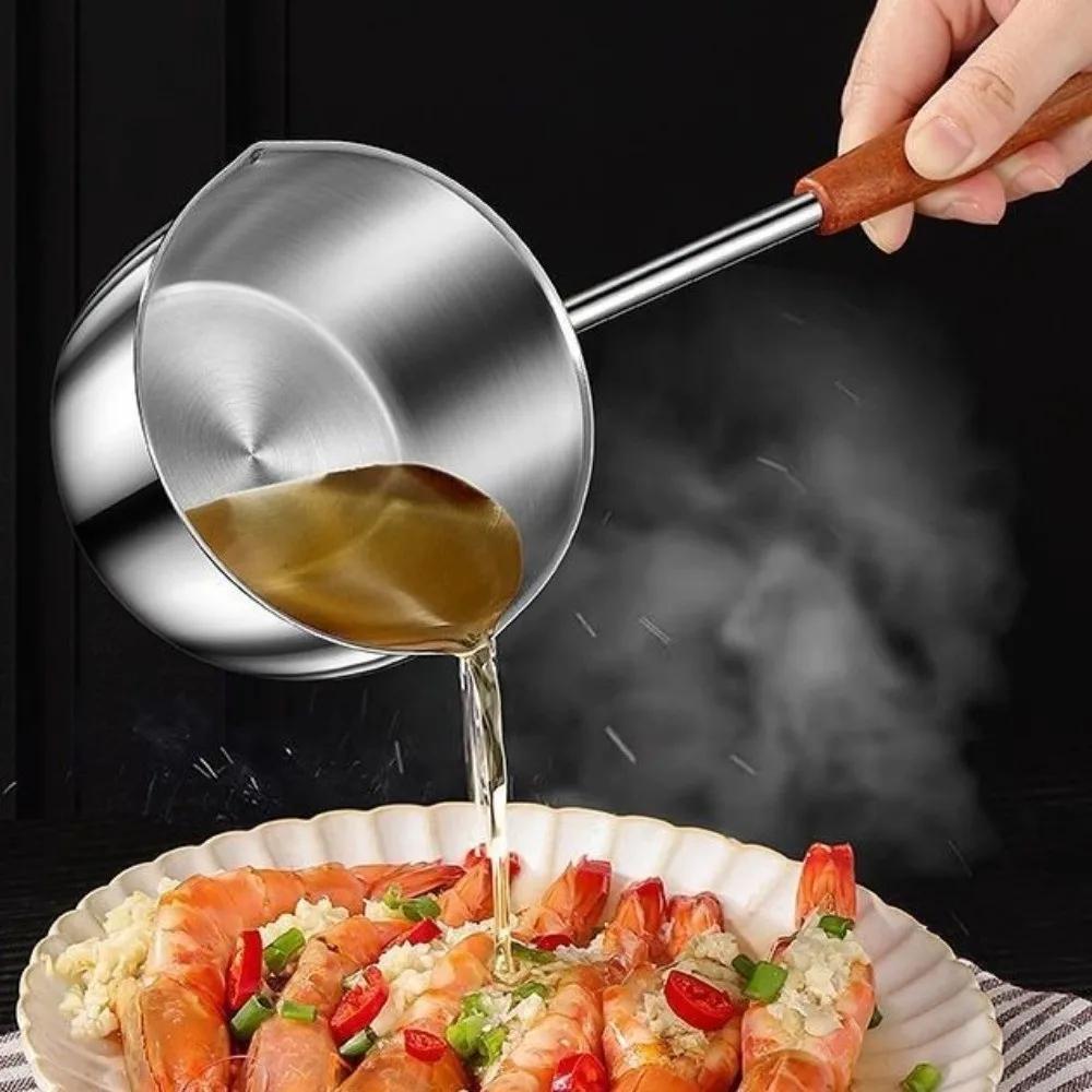 180/300ml Oil Pouring Spoon Anti Scalding Short/Long Handle Hot Oil Spoon Stainless Steel Heat-Resistant Kitchen Pouring Spoon