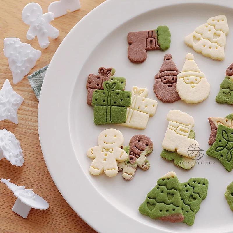 Cartoon Mini Christmas Biscuit Mold Marry Christmas Theme Cookie Cutter Embossing Mould Party Cupcake Baking Accessories Tools
