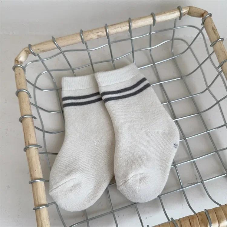 

Спортивные бежево-серые носки для мальчиков, модные полосатые носки с буквой R для малышей, весна-осень, мягкие махровые носки L