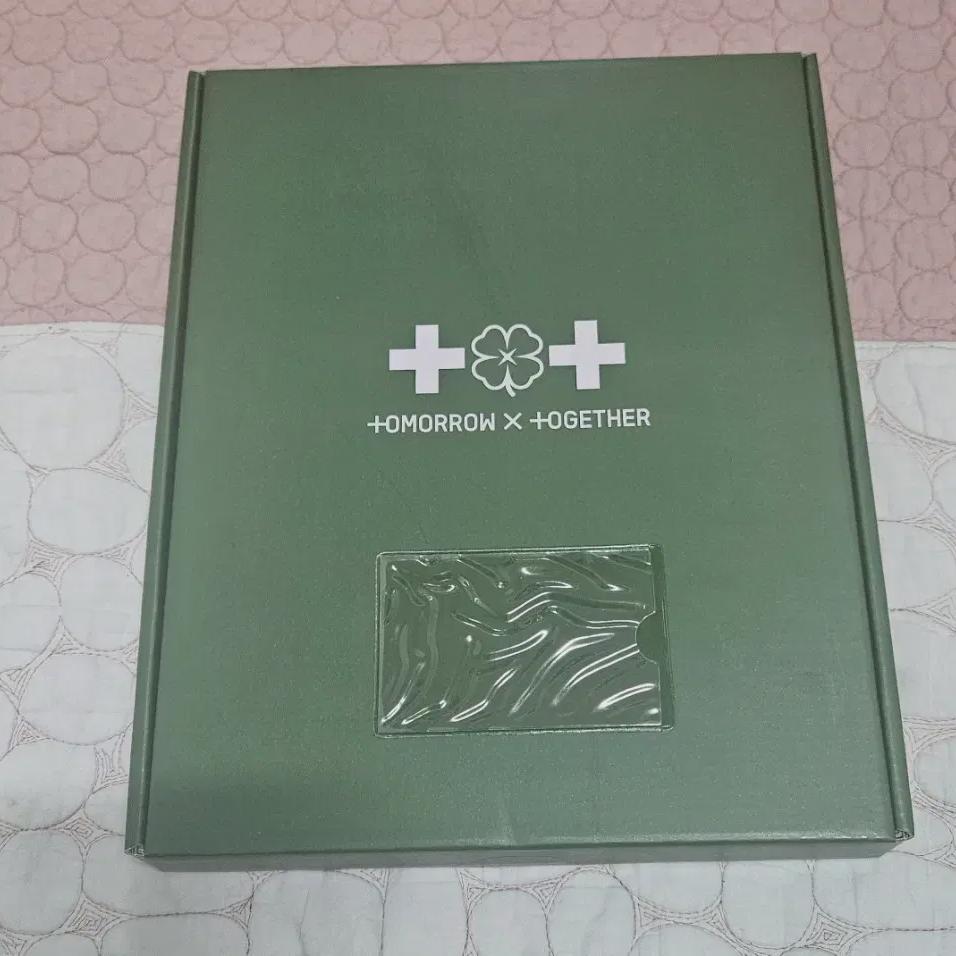 

Tomorrow X Together Набор для фанатов Моа 3-го срока