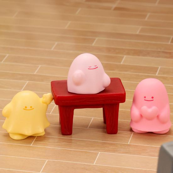 Micro Landscape Ornament with Macaron Colors Cute Ghost Shapes Dollhouse Decoration for DIY Scenes And Workstations