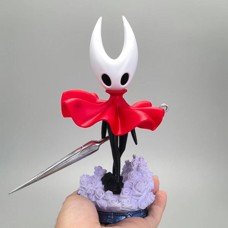 Hollow Knight Silksong Hornet Collectible Figure with Display Stand PVC Anime Action Figure Desk Ornament for Game Fans